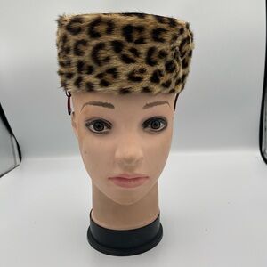 Vintage genuine Leopard Fur pillow hat with combs